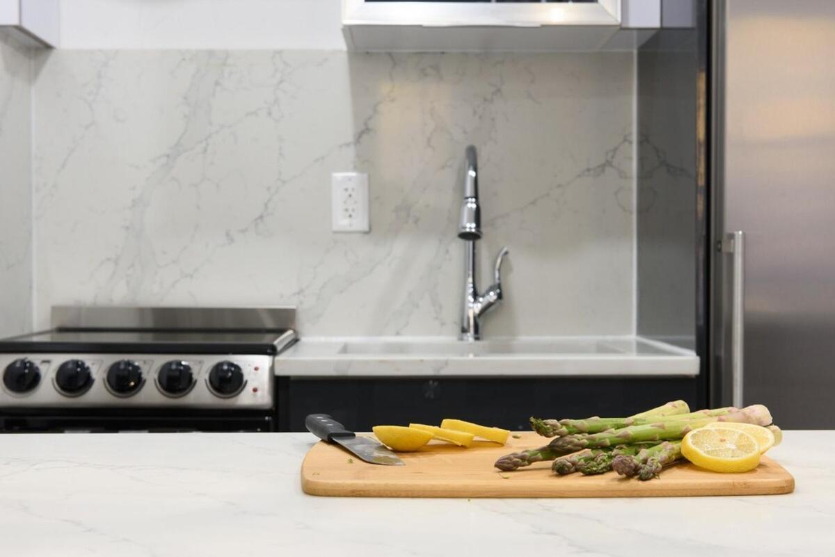 1597-8 Luxury Upper East Side W&d * Nova York